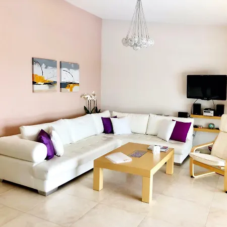 Villa Elite Karianí